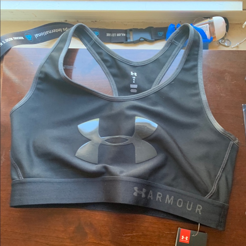 Under Armour Sports Bra - Picture 2 of 2